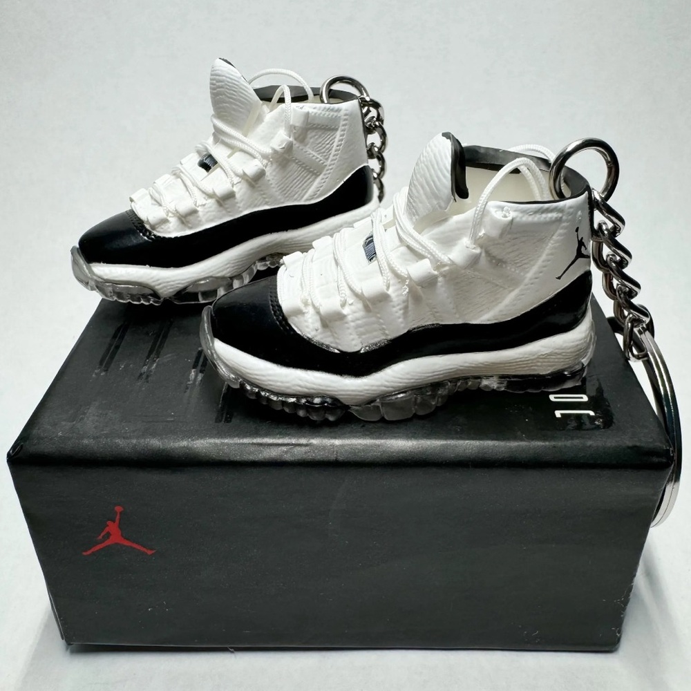 Jordan Black and White Sneaker Keychain Pair
